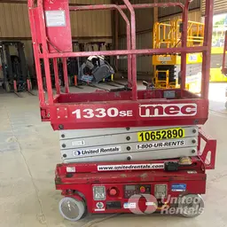2017 MEC 1330SE Scissor Lift