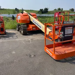 2013 JLG 400S Boom Lift