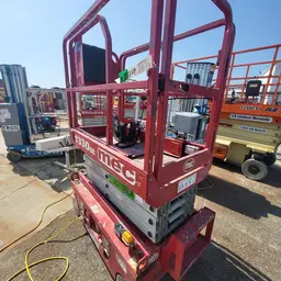2018 MEC 1330SE Scissor Lift