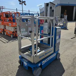 2019 Genie GR-20 Self-Propelled One-Person Lift