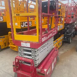 2018 MEC MICRO 19 Scissor Lift