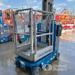 2016 Genie GR-20 Self-Propelled One-Person Lift