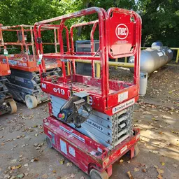 2018 MEC MICRO 19 Scissor Lift