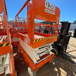 2018 Snorkel S4732E Scissor Lift