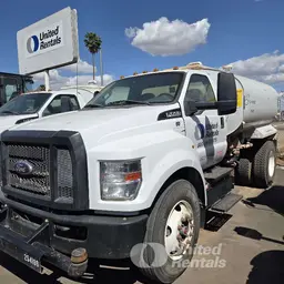 2019 Ford F-750 Water Truck