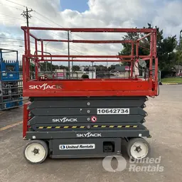2017 Skyjack SJIII4632 Scissor Lift