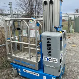 2016 Genie GR-20 Self-Propelled One-Person Lift