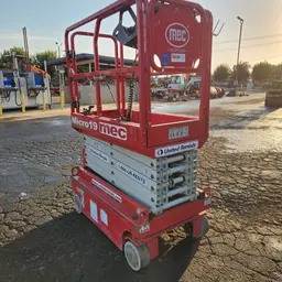 2019 MEC MICRO 19 Scissor Lift