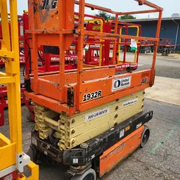 2017 JLG 1932R Scissor Lift
