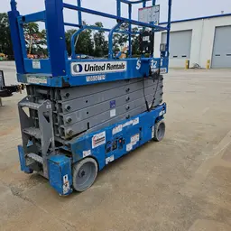 2018 Genie GS-3232 Scissor Lift