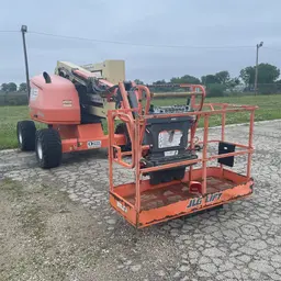 2017 JLG 450AJ Articulating Boom Lift