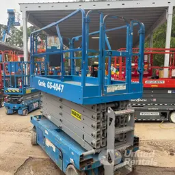 2017 Genie GS-4047 Scissor Lift