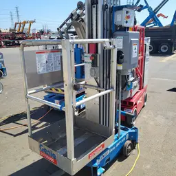 2018 Genie AWP-30SDC Pusharound Lift