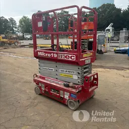 2019 MEC MICRO 19 Scissor Lift