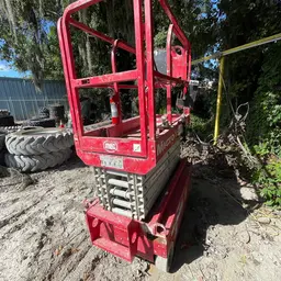 2019 MEC MICRO 19 Scissor Lift