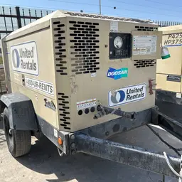 2018 Doosan P425/HP375WCUT4 Air Compressor