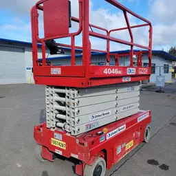 2017 MEC 4046SE Scissor Lift