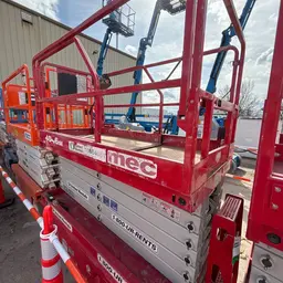 2017 MEC 4046SE Scissor Lift