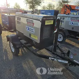 2021 Lincoln Electric VANTAGE 322 Welder