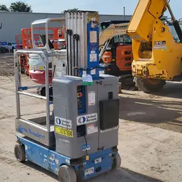 2018 Genie GR-20 Self-Propelled One-Person Lift