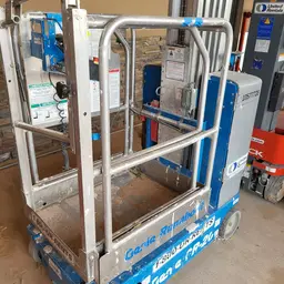 2017 Genie GR-20 Self-Propelled One-Person Lift