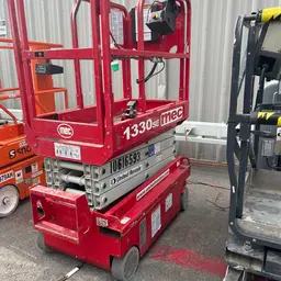 2017 MEC 1330SE Scissor Lift