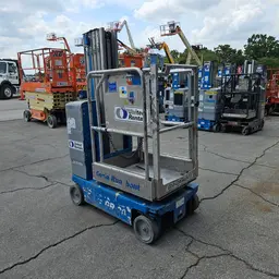 2018 Genie GR-20 Self-Propelled One-Person Lift