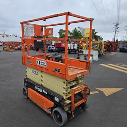 2017 JLG 1932R Scissor Lift