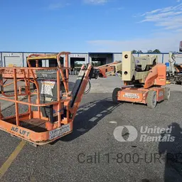 2017 JLG E400AJPN Articulating Boom Lift