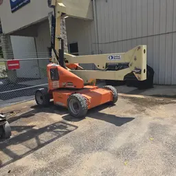 2015 JLG E450AJ Articulating Boom Lift