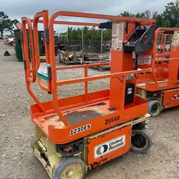 2018 JLG 1230ES Self-Propelled One-Person Lift